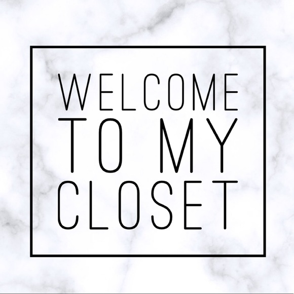 Welcome to my closet! - Picture 3 of 3